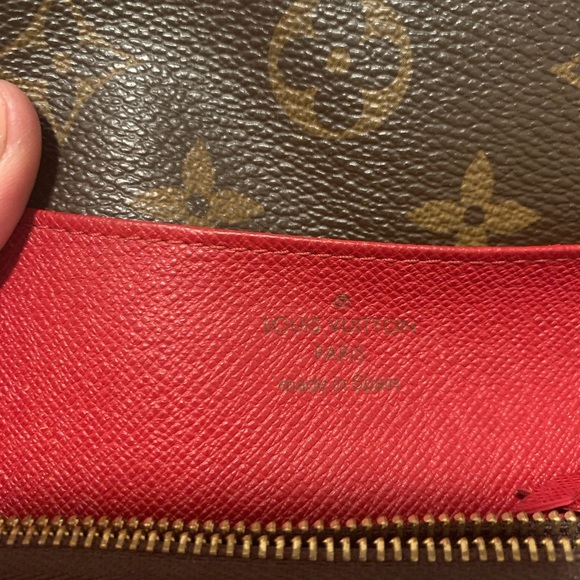 💥SOLD💥LV in BOX! Long Wallet Portefeuille Emilie M60136 Browns Monogram - Picture 7 of 16